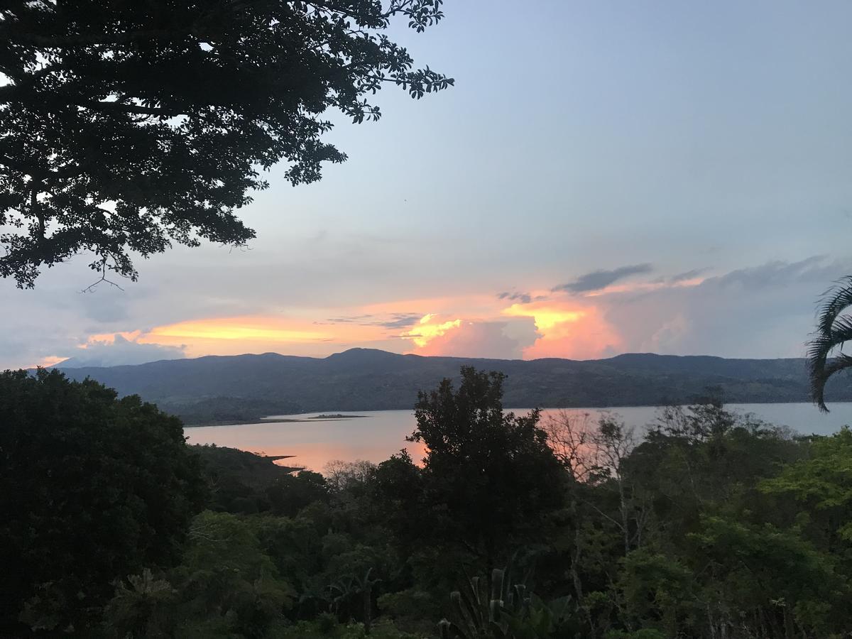 Lake Arenal Hotel And Brewery Tronadora Esterno foto